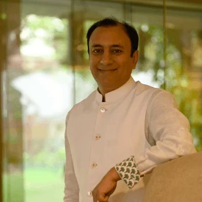 Mr. Puneet Yadu Dalmia